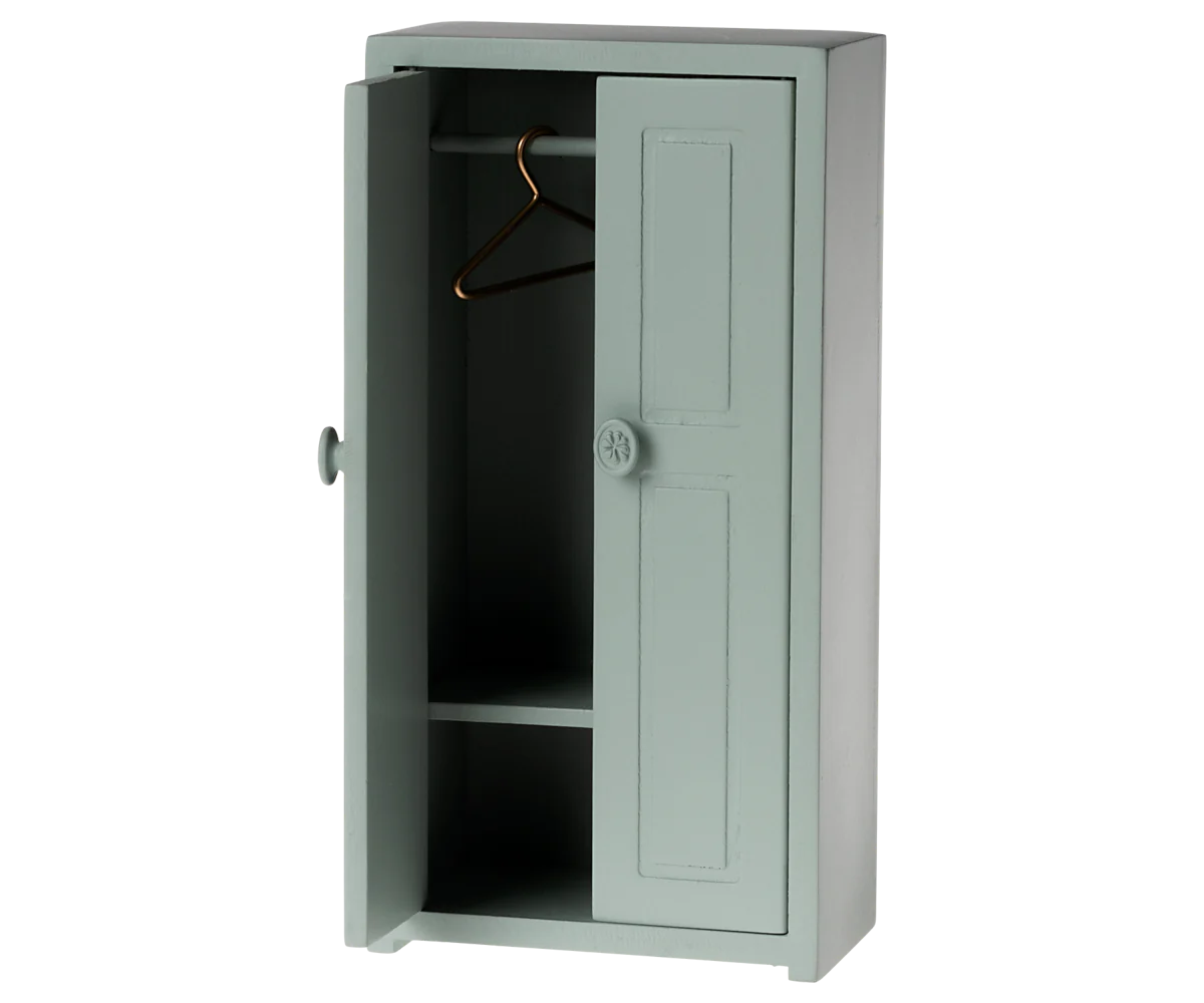 Closet, Mouse - Soft blue