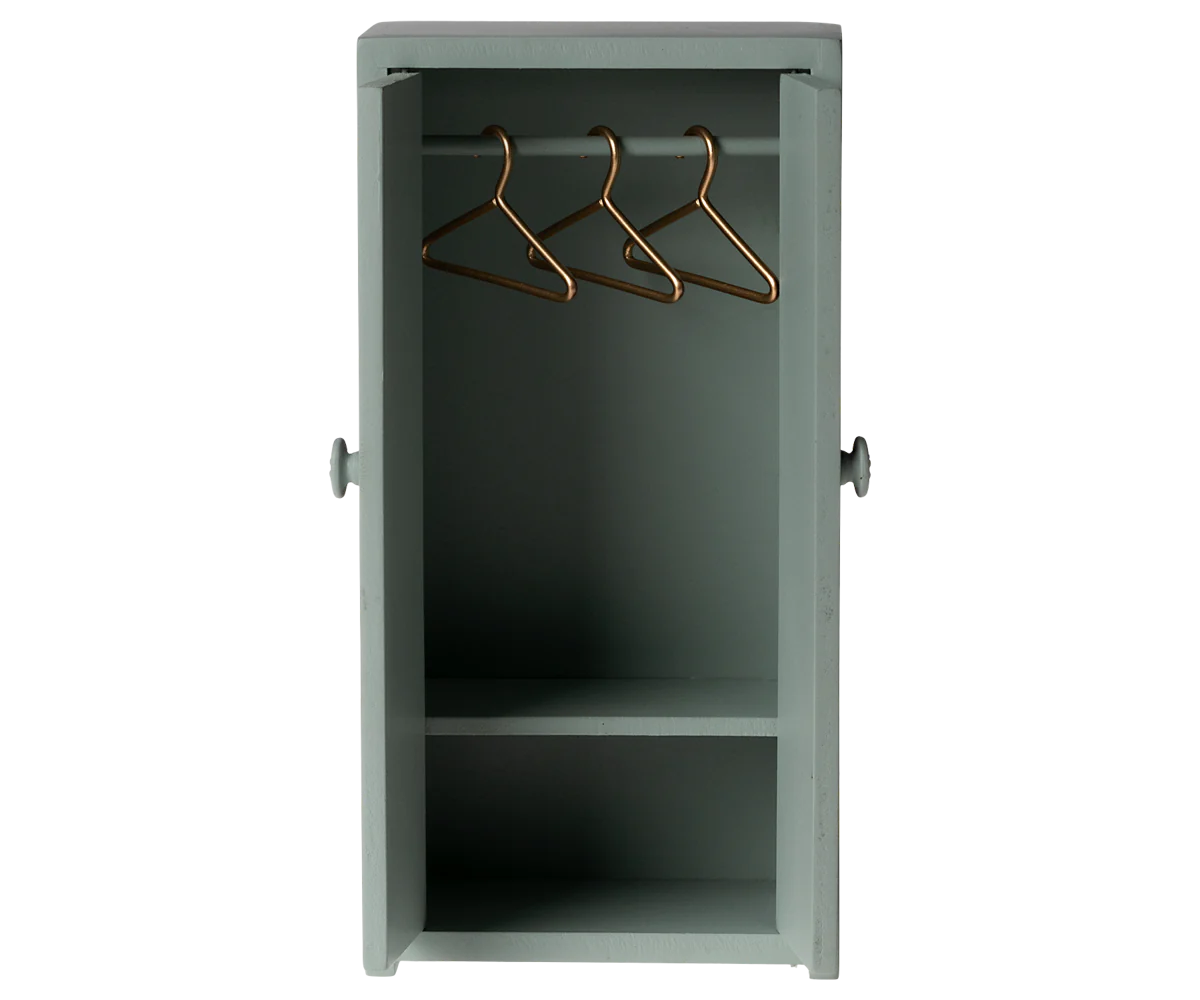Closet, Mouse - Soft blue