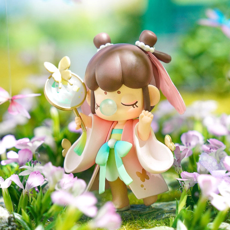 Nanci Blooming Girl Surprising Figure Doll