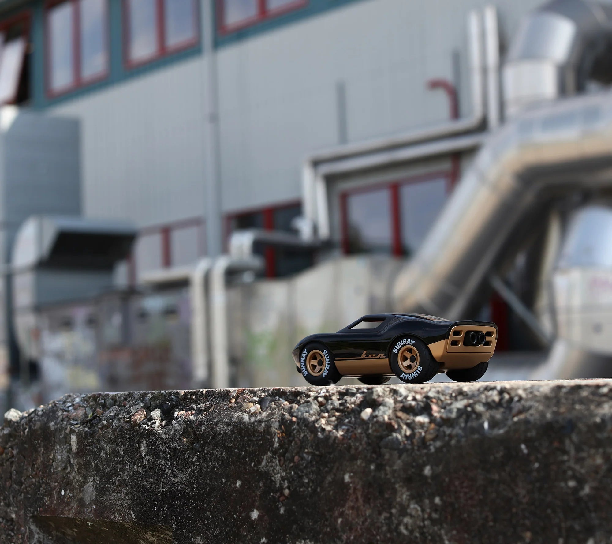 MINI KEN CAVE Black