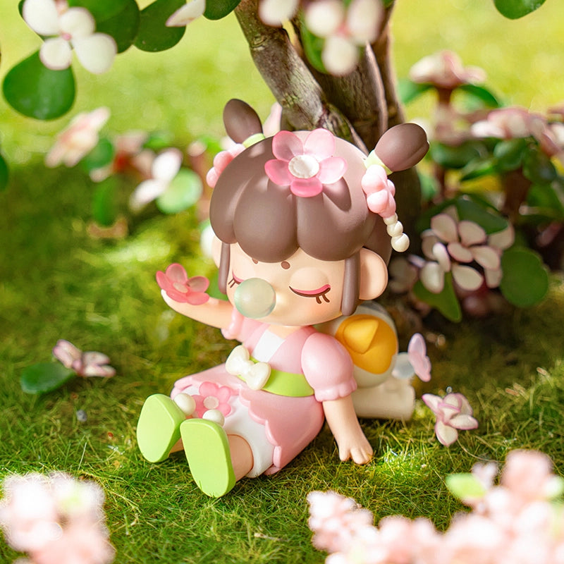Nanci Blooming Girl Surprising Figure Doll