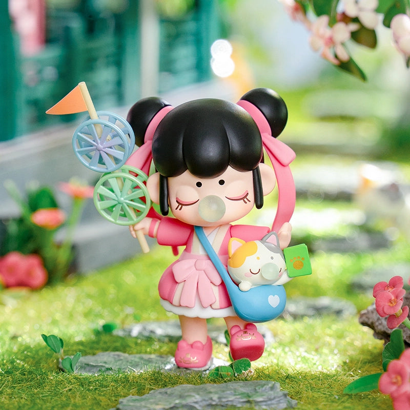 Nanci Blooming Girl Surprising Figure Doll