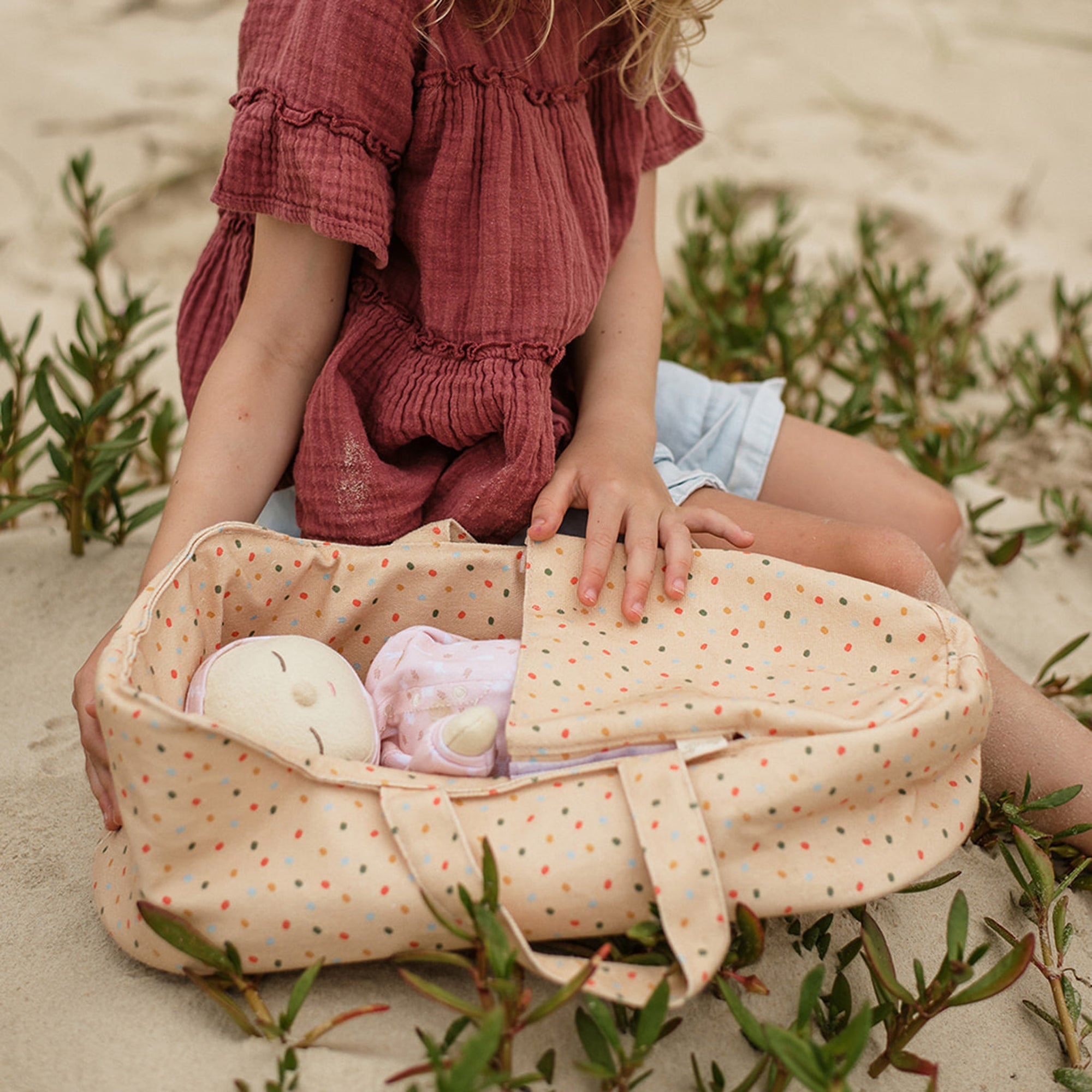 Dinkum Dolls Carry Cot -  Gumdrop