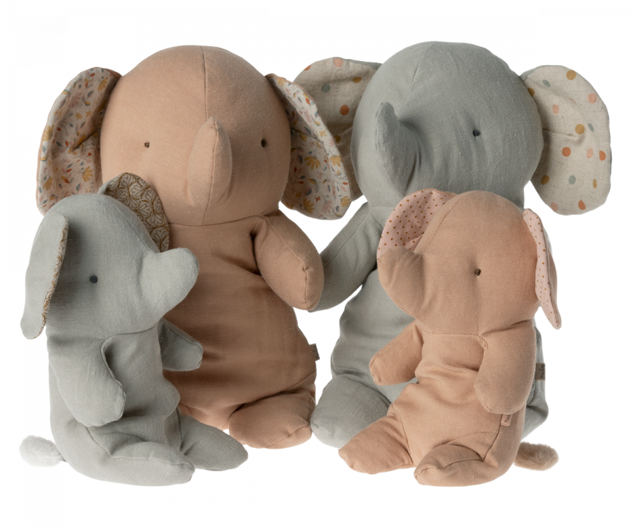 Safari Friends, Small Elephant - Rose
