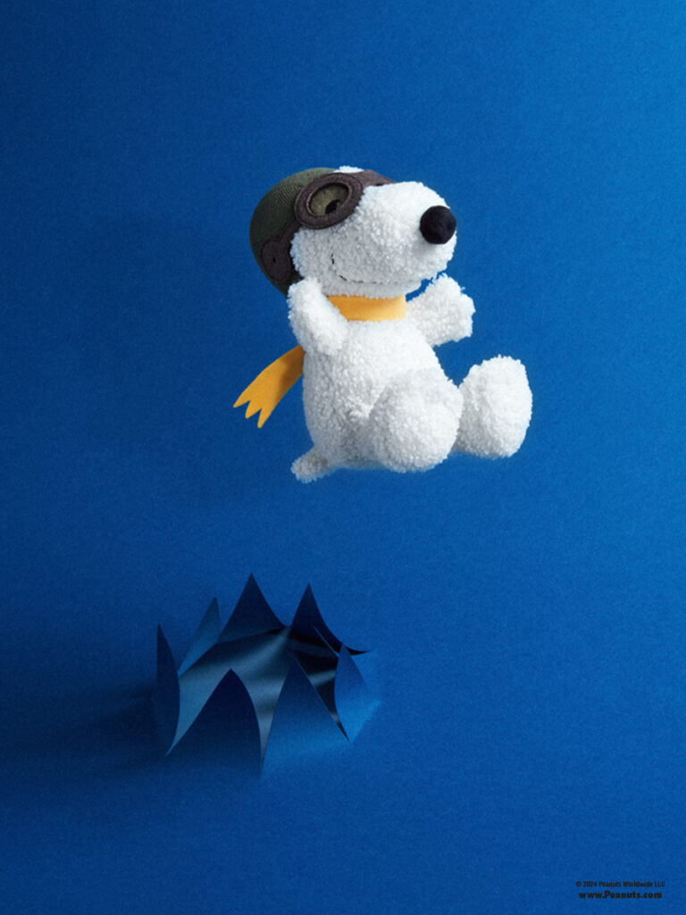Plush SNOOPY Sitting Flying Ace 8"