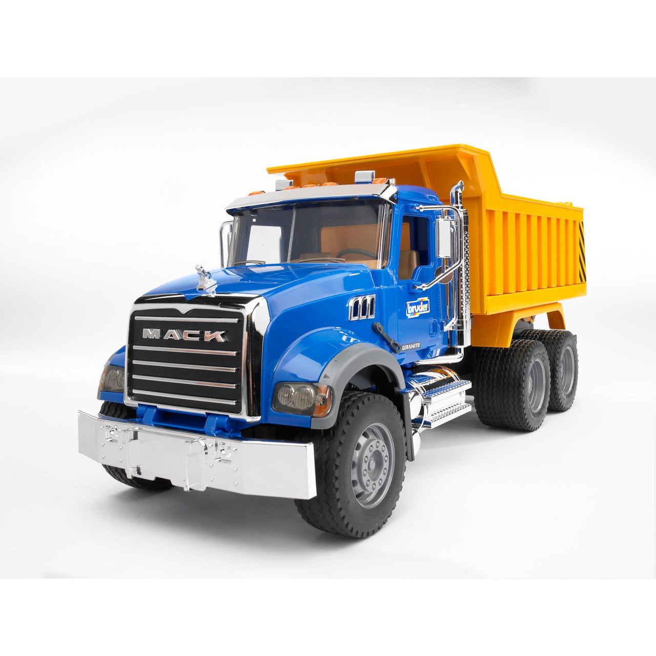 MACK Granite Dump Truck