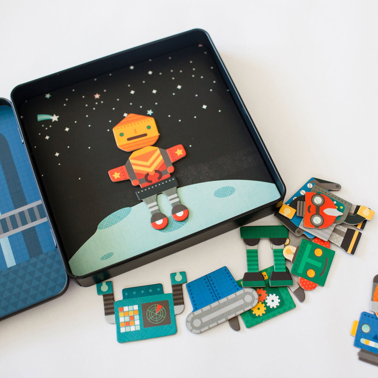 Robot Remix On-The-Go Magnetic Play Set