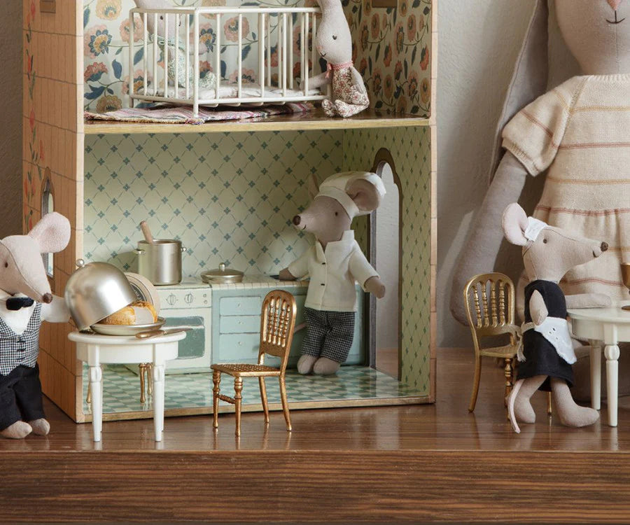 Gold Chair Mouse - One