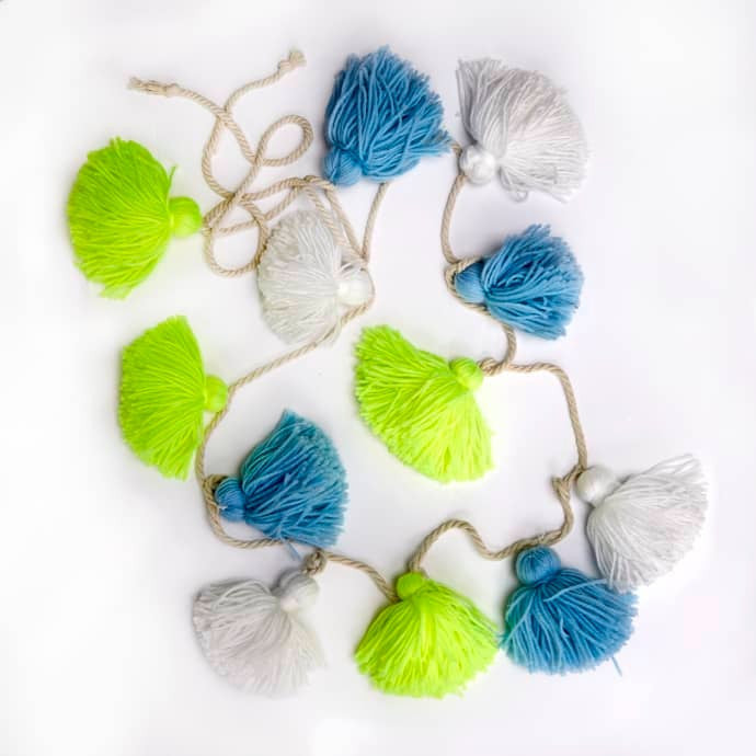 Wool Tassel Garland Blue