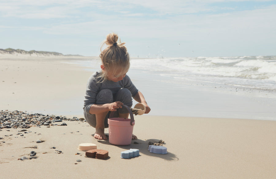 Leo Beach Set
